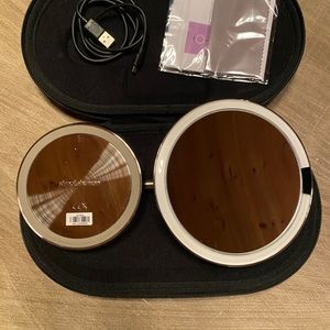 Like New Simple Human Mirror